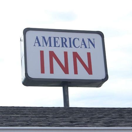 American Inn Motel Pratt Esterno foto