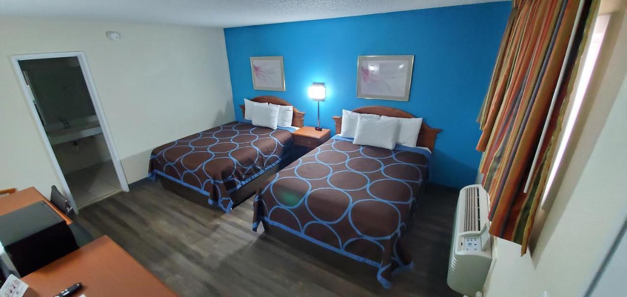 American Inn Motel Pratt Esterno foto